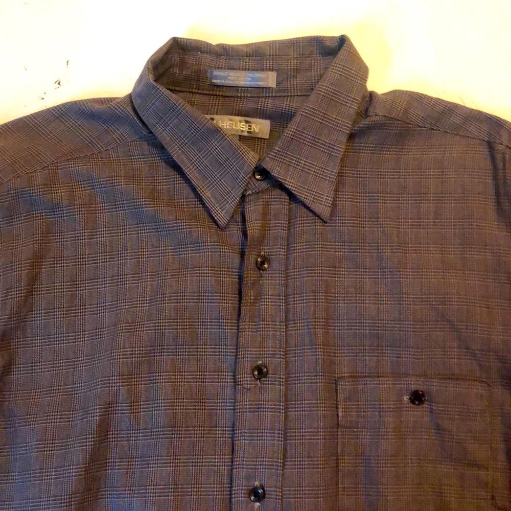 Van Heusen Button Down Size 17 (34-35)
